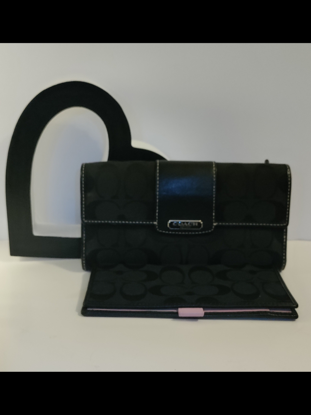 Coach Black Signature Jacquard Checkbook Wallet Pink Interior